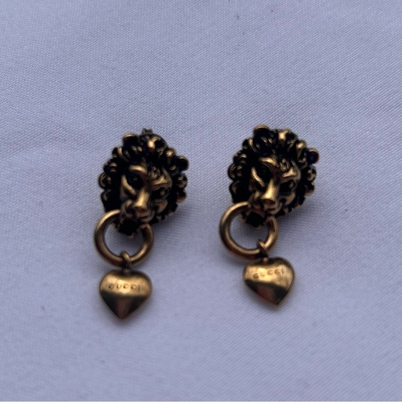 🌺AUTHENTICATED Vintage Gucci Lion Head & Heart Dangle Earrings – With Box & Bag - Picture 10 of 14
